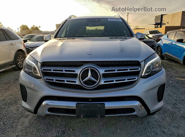 4JGDF6EE9HA872704 2017 MERCEDES-BENZ GLS Silver Widok z przodu