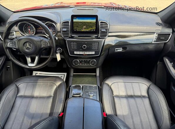 4JGDF6EEXHA775382 2017 MERCEDES-BENZ GLS Red Widok tylnych siedzeń