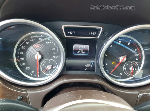 4JGDF6EEXJB024976 2018 MERCEDES-BENZ GLS White Widok zestawu wskaźników
