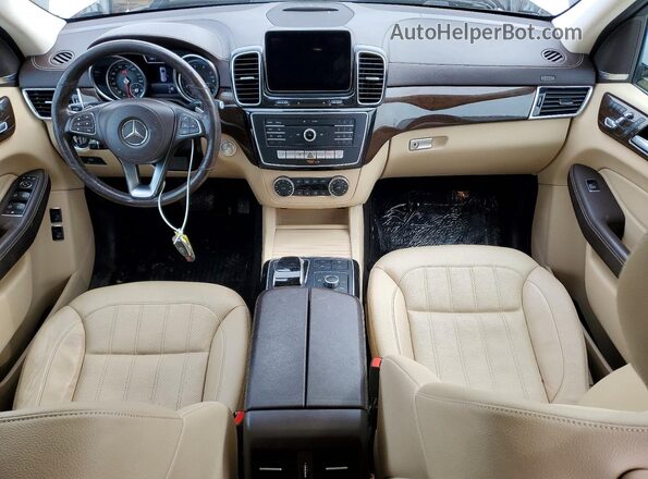 4JGDF6EEXJB024976 2018 MERCEDES-BENZ GLS White Widok deski rozdzielczej