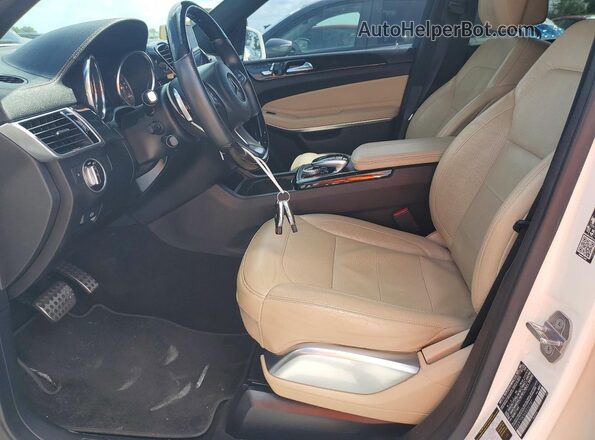 4JGDF7DE5KB232787 2019 MERCEDES-BENZ GLS Белый Вид салона спереди
