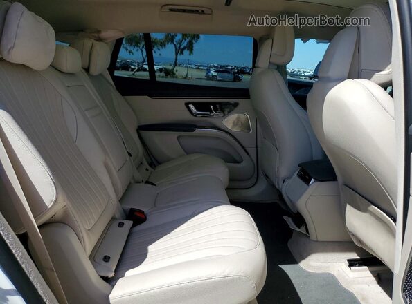 4JGDM2DBXPA012556 2023 MERCEDES-BENZ EQS White Rear interior view