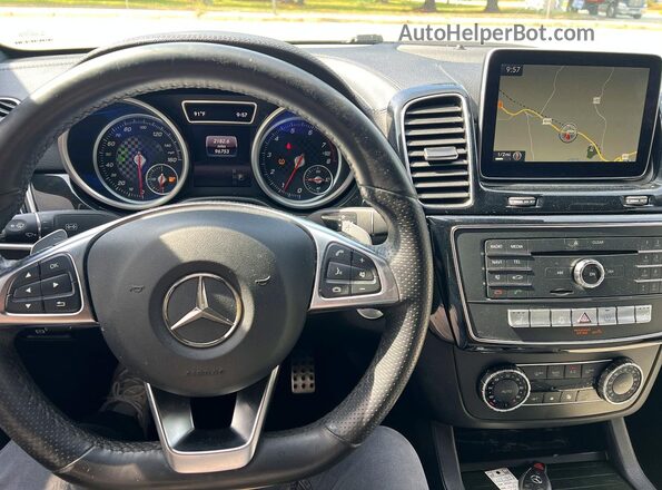 4JGED6EB8GA016793 2016 MERCEDES-BENZ GLE Black Вид салону спереду