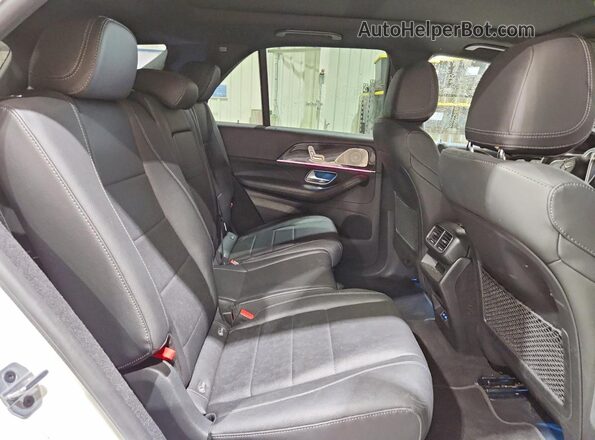4JGFB4FE8RB005071 2024 MERCEDES-BENZ GLE White Vista interior trasera