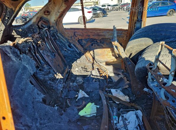 4JGFB4KB1NA736646 2022 MERCEDES-BENZ GLE Burn Vista interior trasera