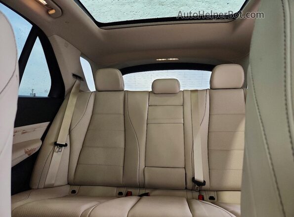4JGFB4KB3LA074937 2020 MERCEDES-BENZ GLE White Вид задніх сидінь