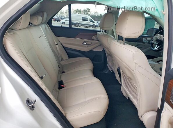 4JGFB4KB4NA649369 2022 MERCEDES-BENZ GLE White Вид задніх сидінь