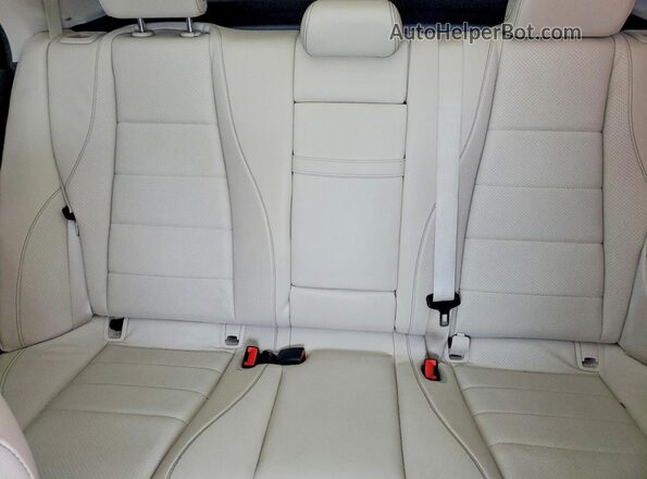 4JGFB4KB9LA068897 2020 MERCEDES-BENZ GLE White Հետևի նստատեղերի տեսք