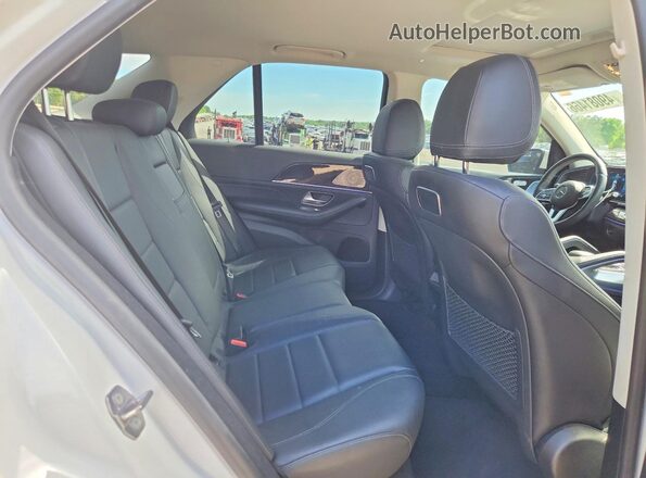 4JGFB5KB1LA004018 2020 MERCEDES-BENZ GLE Белый Вид задней части салона