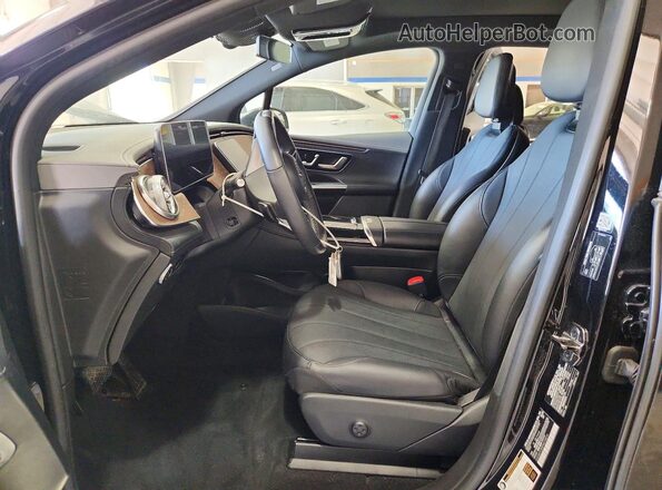 4JGGM1CB5PA010819 2023 MERCEDES-BENZ EQE Black Вид салону спереду