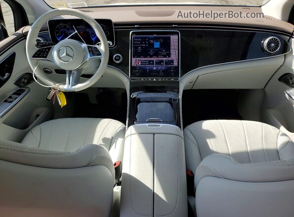 4JGGM1CB8SA059196 2025 MERCEDES-BENZ EQE White Առջևի վահանակի տեսք