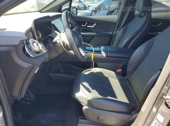 4JGGM2BB5PA011010 2023 MERCEDES-BENZ EQE Gray Widok wnętrza z przodu