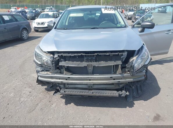 4S3BNAA66J3046015 2018 SUBARU LEGACY Серебряный Вид спереди