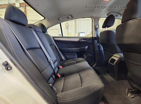 4S3BNAC61H3024205 2017 SUBARU LEGACY Белый Вид задних сидений