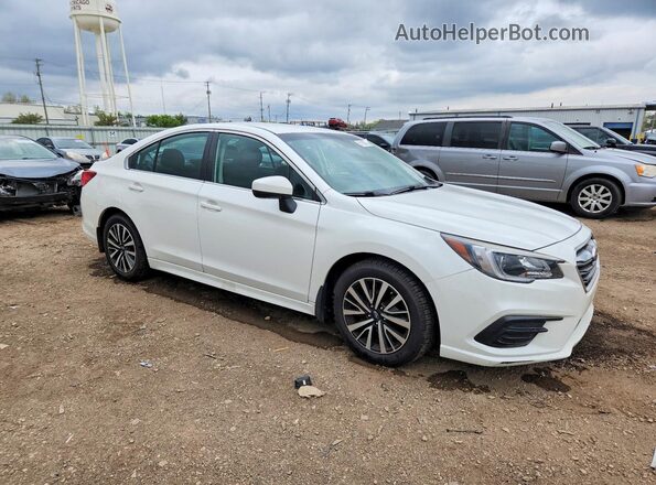 4S3BNAF62K3040612 2019 SUBARU LEGACY Белый Передняя правая четверть
