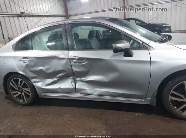 4S3BNAS61H3028305 2017 SUBARU LEGACY Серый Вид задней части салона