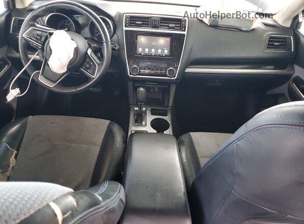4S3BNAS69K3007600 2019 SUBARU LEGACY Black Widok deski rozdzielczej