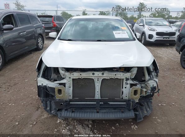 4S3BNBC64G3050365 2016 SUBARU LEGACY Белый Вид задней части салона
