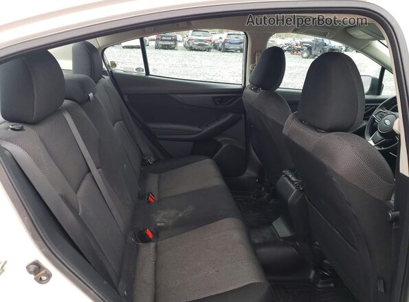 4S3GKAA68H3610014 2017 SUBARU IMPREZA White Widok tylnych siedzeń