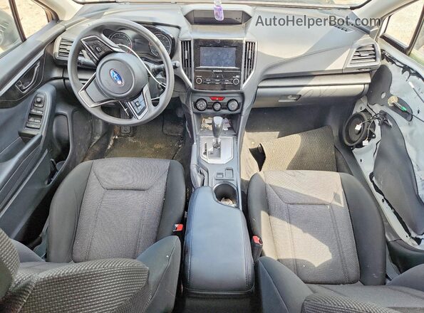 4S3GKAA69J3619519 2018 SUBARU IMPREZA Белый Вид панели приборов