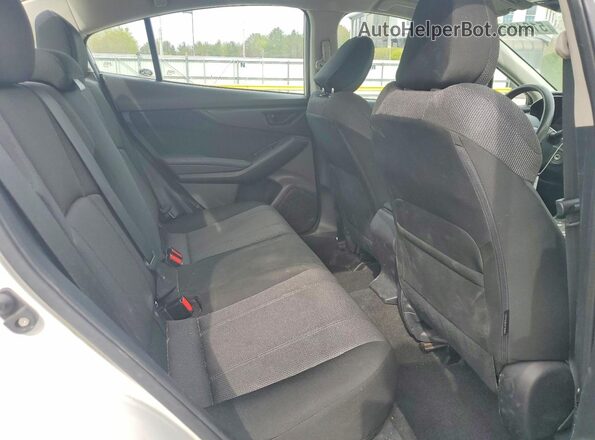 4S3GKAB65H3615394 2017 SUBARU IMPREZA Белый Вид задних сидений