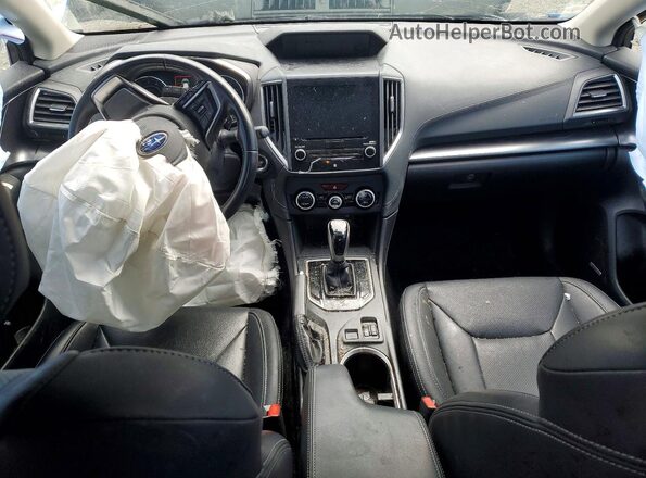 4S3GKAU62J3613461 2018 SUBARU IMPREZA Blue Widok deski rozdzielczej