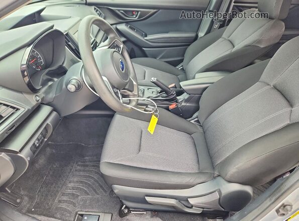 4S3GTAA65P1708506 2023 SUBARU IMPREZA Silver Widok wnętrza z przodu