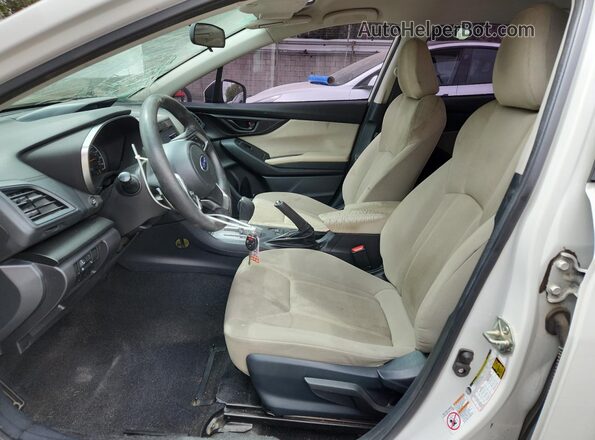 4S3GTAC64K3741510 2019 SUBARU IMPREZA White 