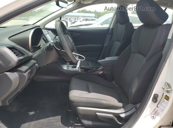 4S3GTAD65H3722097 2017 SUBARU IMPREZA White Вид салону спереду