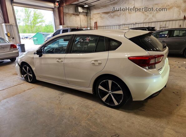 4S3GTAL62H3705601 2017 SUBARU IMPREZA Белый Задняя левая четверть