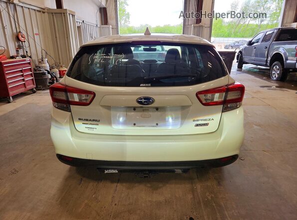 4S3GTAL62H3705601 2017 SUBARU IMPREZA Белый Вид сзади