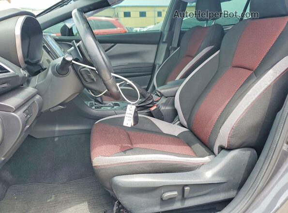 4S3GTAM67M3717218 2021 SUBARU IMPREZA Gray Widok wnętrza z przodu