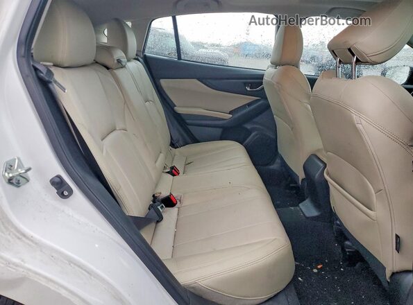 4S3GTAT67J3702165 2018 SUBARU IMPREZA Белый Вид задних сидений
