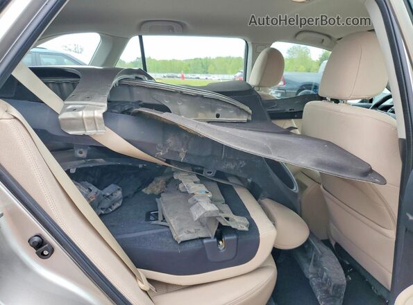 4S4BSAAC4H3341716 2017 SUBARU OUTBACK Gold Vista interior trasera