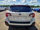 2018 Subaru Outback 2.5i White vin: 4S4BSAAC9J3374927