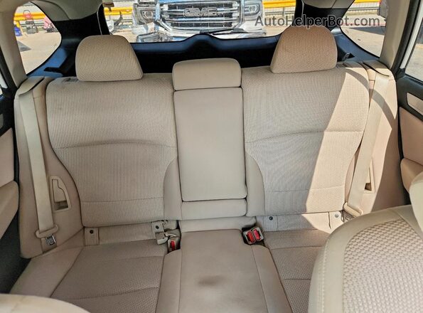 4S4BSAAC9J3374927 2018 SUBARU OUTBACK White უკანა სავარძლების ხედი