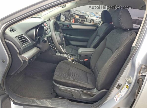 4S4BSABC3K3207060 2019 SUBARU OUTBACK Серебряный Вид салона спереди