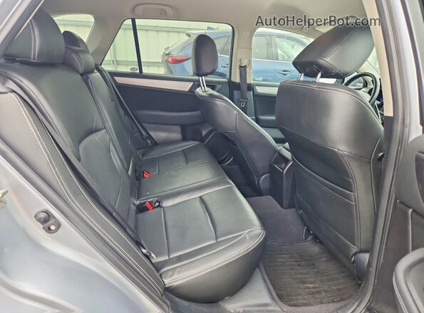 4S4BSACC4H3350381 2017 SUBARU OUTBACK Синий Вид задней части салона