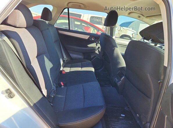 4S4BSAFC0K3380528 2019 SUBARU OUTBACK White Vista de los asientos traseros