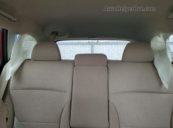 4S4BSAFC4J3242425 2018 SUBARU OUTBACK Red Widok tylnych siedzeń