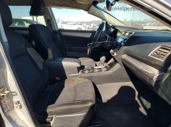 4S4BSAFC4K3253930 2019 SUBARU OUTBACK Silver Widok wnętrza z przodu