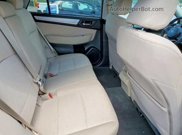 4S4BSAFC4K3304164 2019 SUBARU OUTBACK Silver Widok tylnych siedzeń