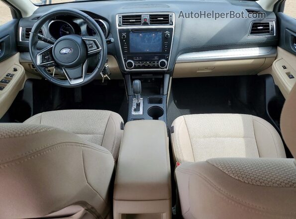 4S4BSAFC7J3327520 2018 SUBARU OUTBACK Черный Вид панели приборов