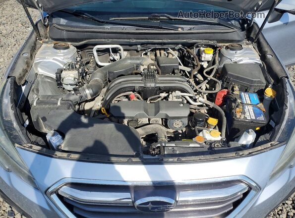 4S4BSAHC0K3355528 2019 SUBARU OUTBACK Silver Widok wnętrza z tyłu