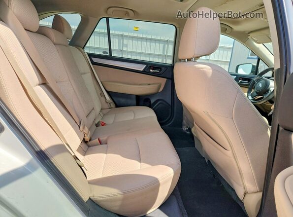 4S4BSAHC3K3214324 2019 SUBARU OUTBACK Белый Вид задней части салона