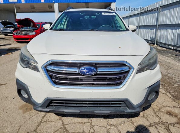 4S4BSAJC6K3384381 2019 SUBARU OUTBACK Белый Вид спереди