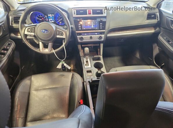 4S4BSAKC2H3414953 2017 SUBARU OUTBACK Серебряный Вид панели приборов