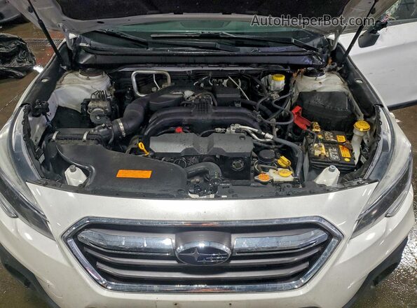 4S4BSAKC9J3269870 2018 SUBARU OUTBACK Белый Вид подкапотного пространства