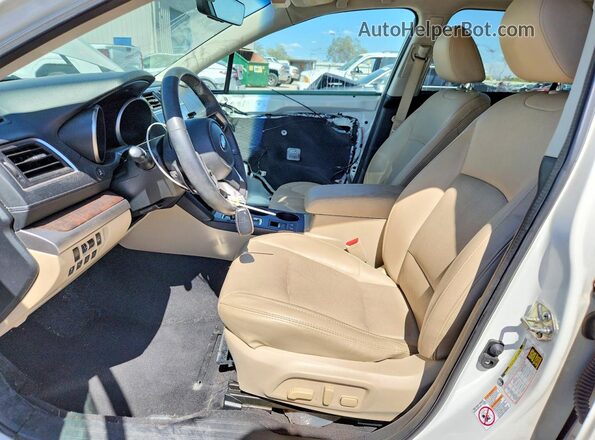 4S4BSANC2K3371587 2019 SUBARU OUTBACK Белый Вид салона спереди