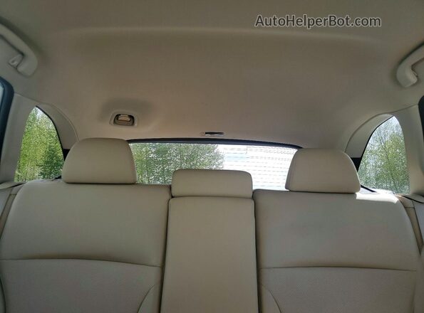 4S4BSANC6H3269816 2017 SUBARU OUTBACK White Widok tylnych siedzeń